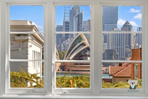 KozyGuru Kirribilli Opera House View 2 Bed Apt, Sydney